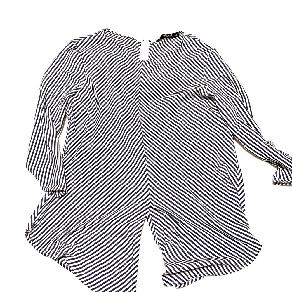 Size medium Zara navy and white top